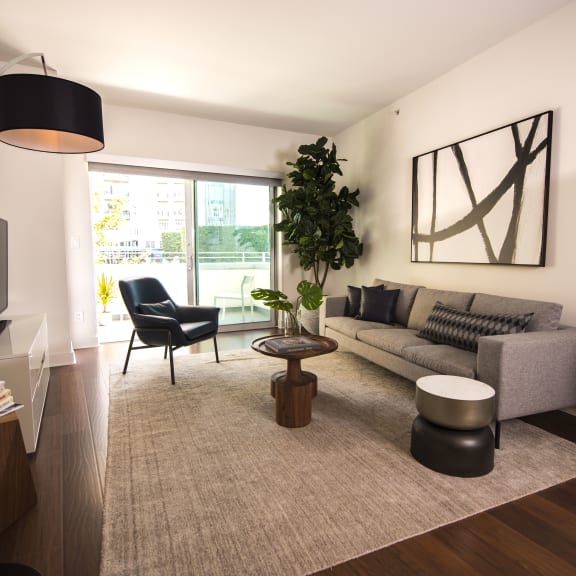 Wilshire Margot Apartments in Los Angeles, CA RENTCafe